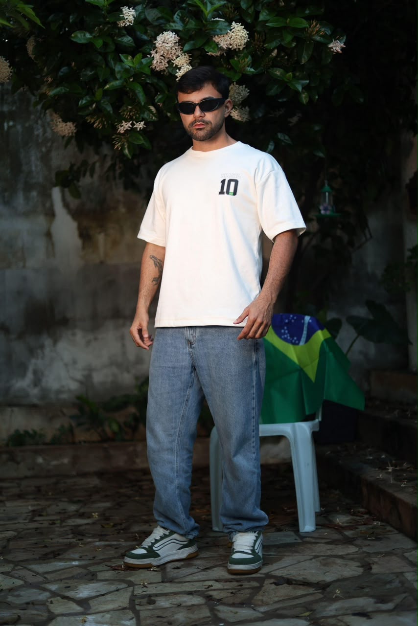 Lookbook 05 — Brasil 10 off-white