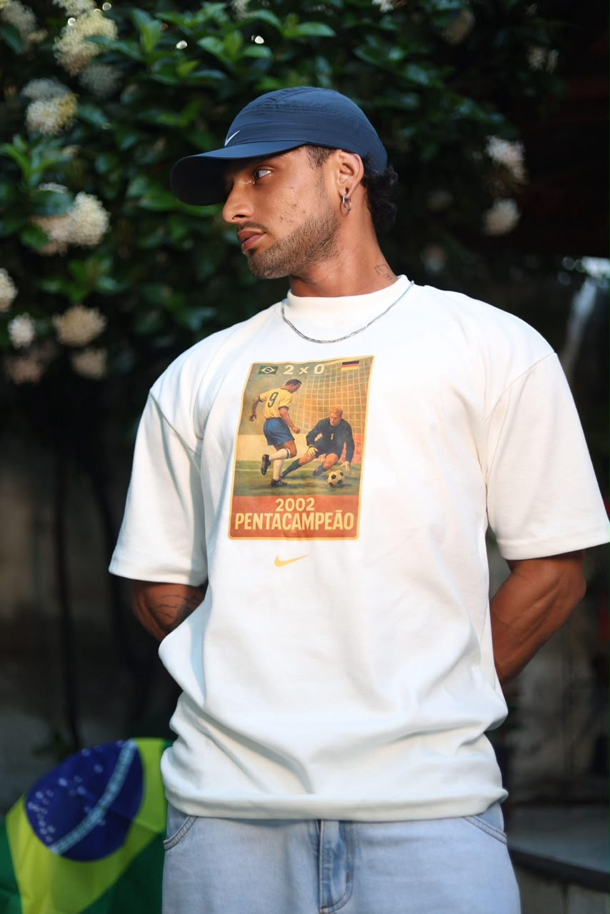 Camiseta Off-white Pentacampeão 2002